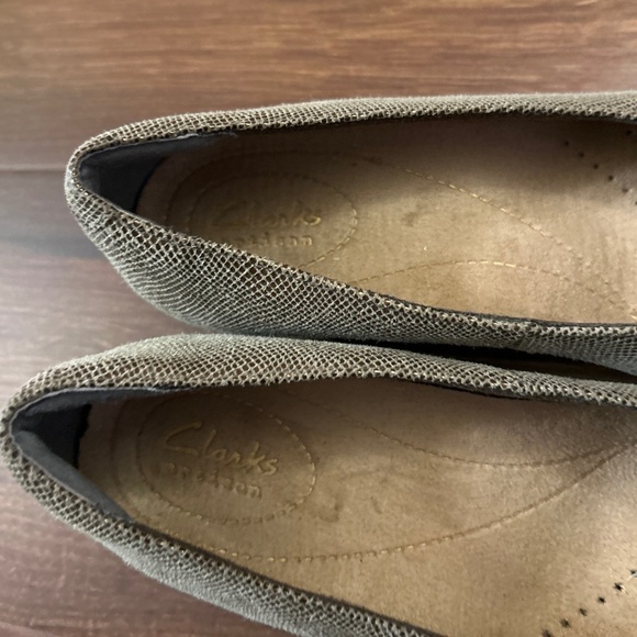 🌿SALE🌿CLARKS Comfort Shoes size 6M - Picture 5 of 8